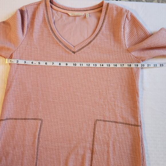 Soft Surroundings Tunic Top, V-neck with pockets and stitching detail Sz M - Picture 9 of 11